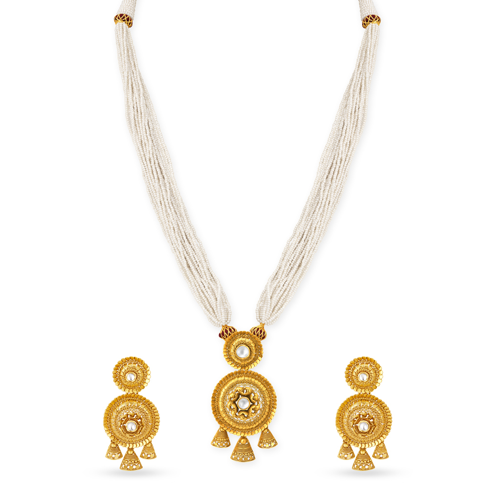 Gold pendant deals earrings