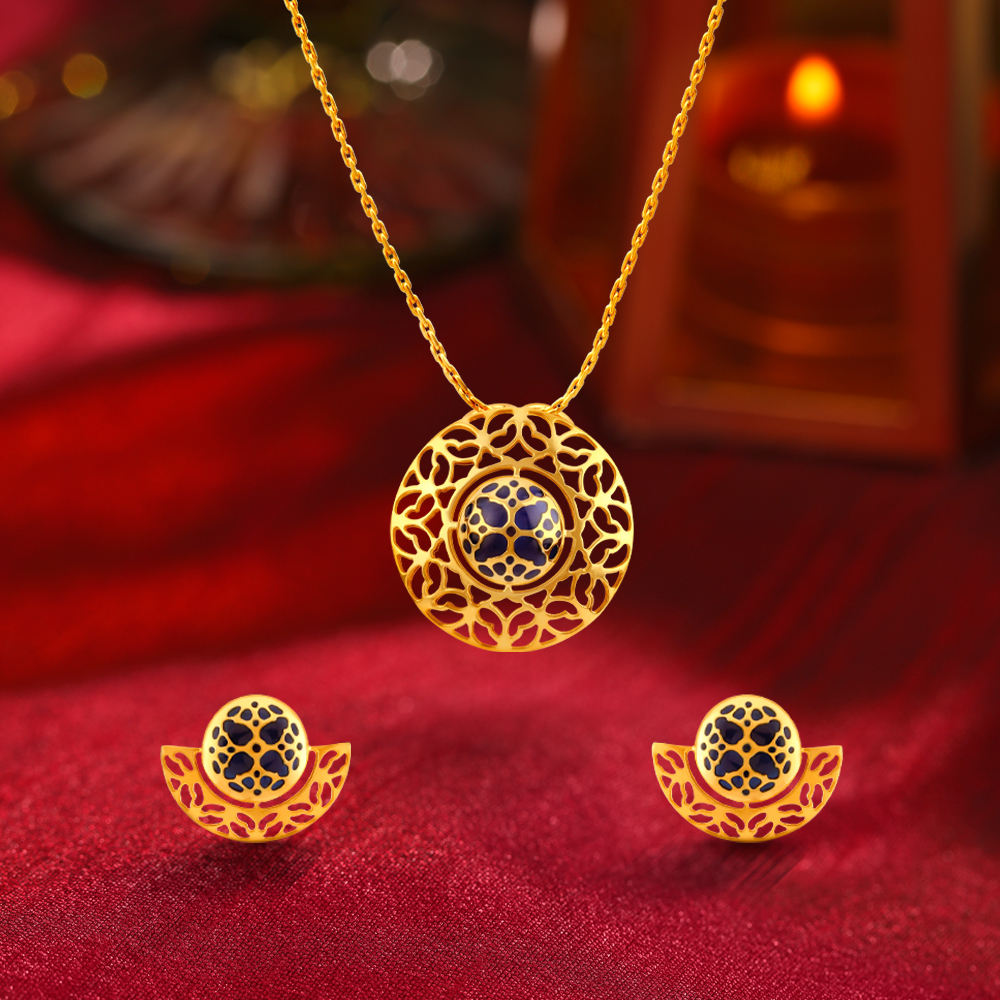 Gold pendant store set tanishq